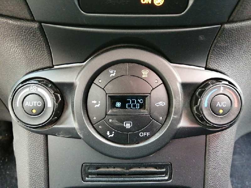 Recambio de mando climatizador para ford fiesta (ccn) trend referencia OEM IAM C1BT18C612AF 1605303C E3-B3-25-4