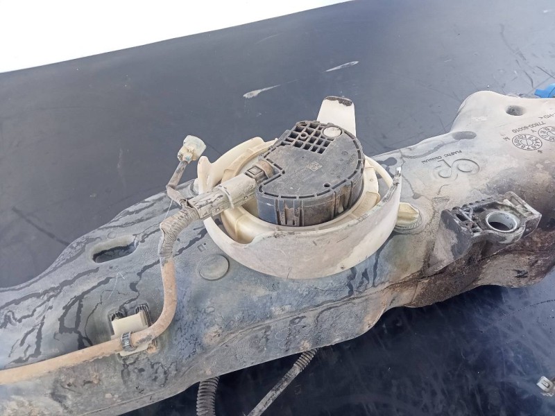 Recambio de adblue para toyota land cruiser (j15) gx referencia OEM IAM 7780060010  P1-B3-8