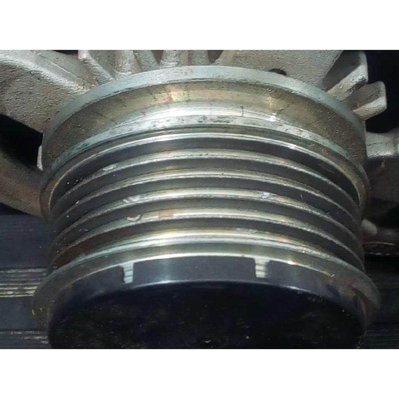 Recambio de alternador para hyundai tucson essence bluedrive 2wd referencia OEM IAM 373002A700 MS1042118840 P3-A4-4-5