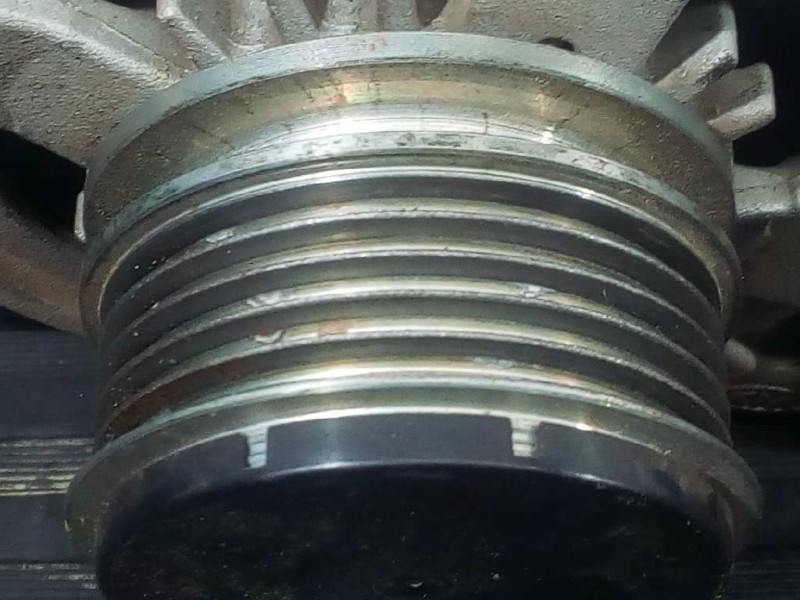 Recambio de alternador para hyundai tucson essence bluedrive 2wd referencia OEM IAM 373002A700 MS1042118840 P3-A4-4-5