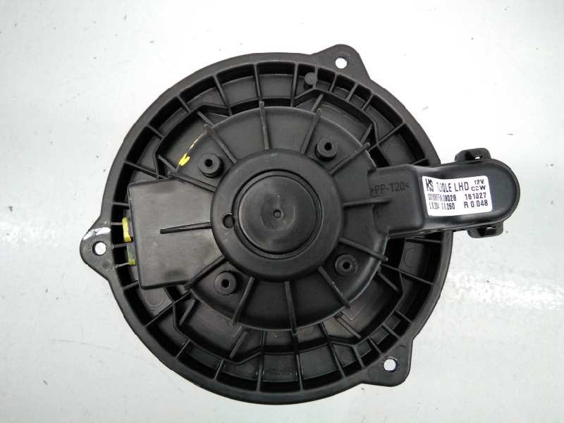 Recambio de ventilador calefaccion para hyundai tucson essence bluedrive 2wd referencia OEM IAM D316NFFAAD8028  E2-B5-9-1