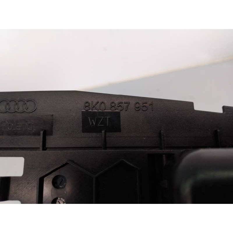 Recambio de cenicero para audi a5 sportback (8t) 2.0 tdi quattro (125kw) referencia OEM IAM 8K0857951 81604 E2-A1-7-8
