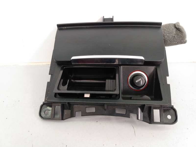 Recambio de cenicero para audi a5 sportback (8t) 2.0 tdi quattro (125kw) referencia OEM IAM 8K0857951 81604 E2-A1-7-8