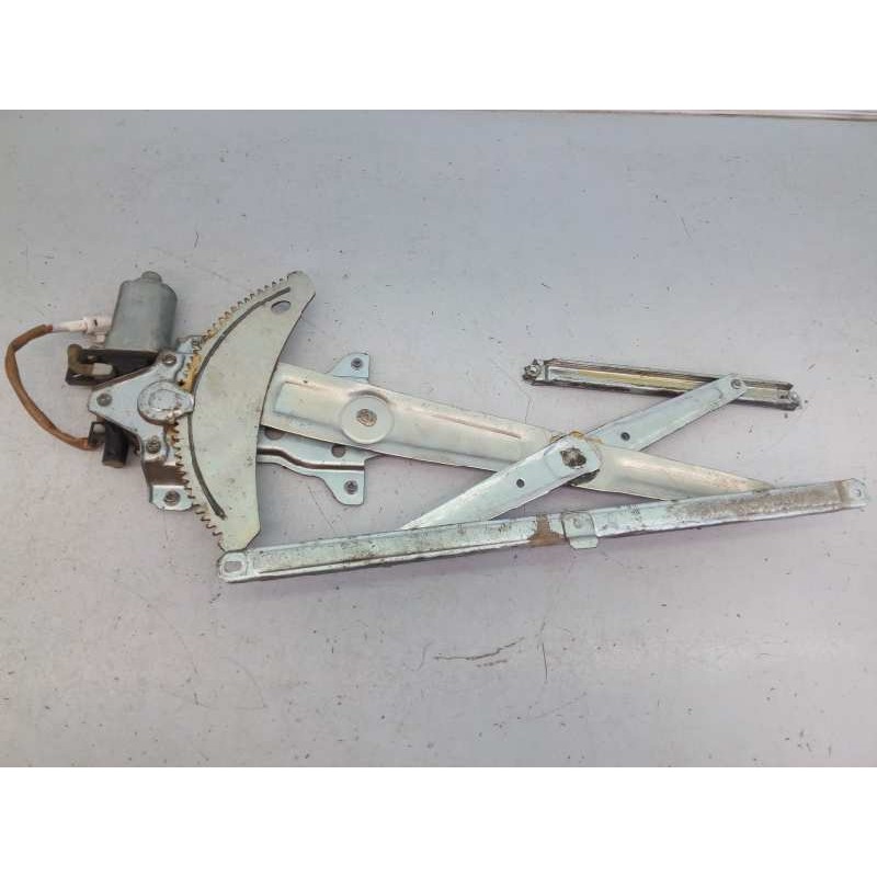 Recambio de elevalunas delantero derecho para suzuki jimny sn (fj) techo metálico referencia OEM IAM 8343081A10  E2-A3-53-1