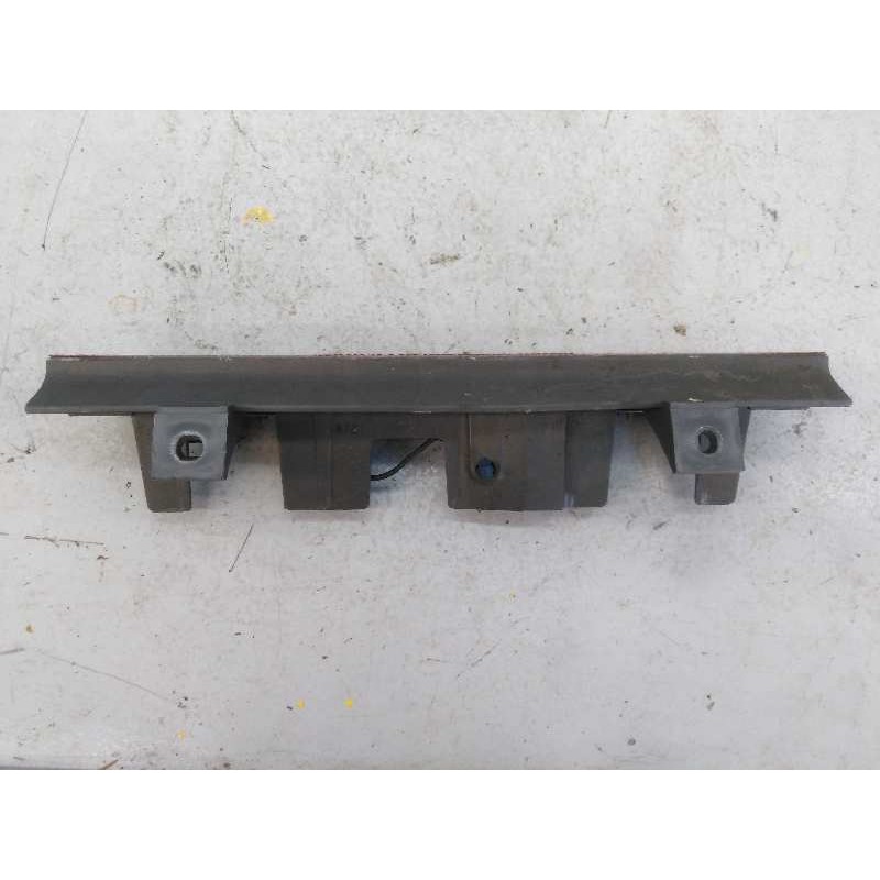 Recambio de luz central de freno para suzuki jimny sn (fj) techo metálico referencia OEM IAM   E3-B4-18-4