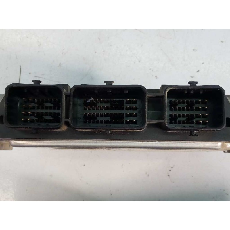 Recambio de centralita motor uce para renault scenic ii 1.9 dci diesel referencia OEM IAM 0281011390 8200310863 E2-A1-43-2