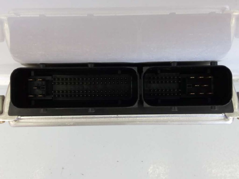 Recambio de centralita motor uce para audi a4 berlina (b5) 1.8 t referencia OEM IAM 8D0906018D 0261204873 E2-A1-22-1