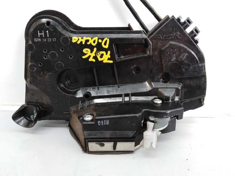 Recambio de cerradura puerta delantera derecha para toyota hilux (kun) referencia OEM IAM H10398  E2-A3-5-1