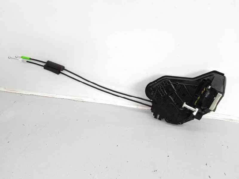 Recambio de cerradura puerta trasera izquierda para toyota hilux (kun) referencia OEM IAM M11069  E2-A3-5-1