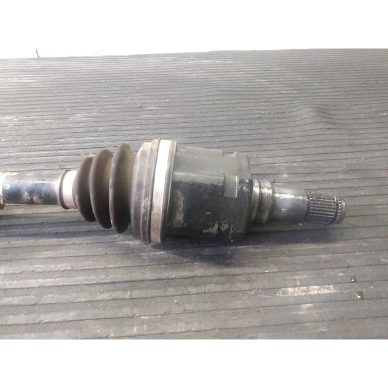 Recambio de transmision delantera derecha para toyota hilux (kun) referencia OEM IAM 15091851333055  P1-A6-17