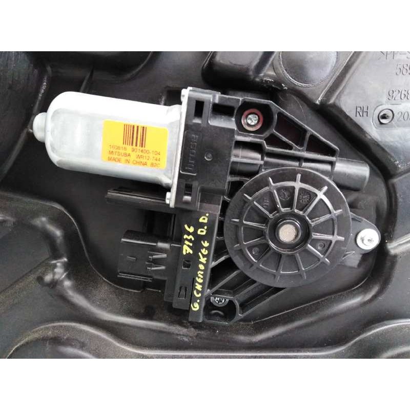 Recambio de elevalunas delantero derecho para jeep gr.cherokee (wk) 3.0 crd overland referencia OEM IAM 68231062  E1-B5-12-1