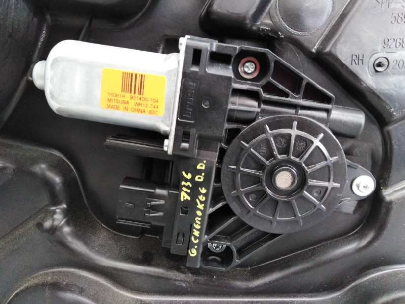 Recambio de elevalunas delantero derecho para jeep gr.cherokee (wk) 3.0 crd overland referencia OEM IAM 68231062  E1-B5-12-1