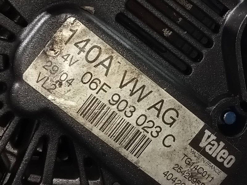 Recambio de alternador para chrysler jeep compass limited referencia OEM IAM 06F903023C  P3-A4-22-4