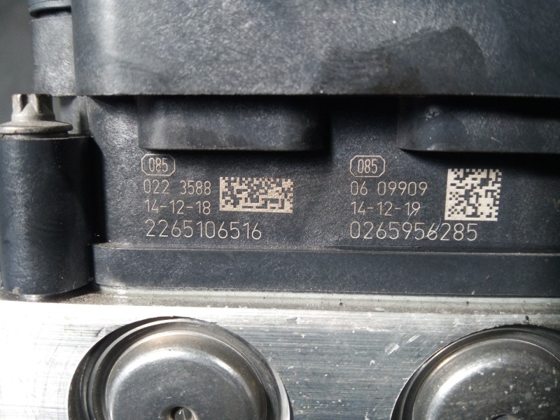 Recambio de abs para dacia sandero stepway referencia OEM IAM 476605492R 2265106516 P3-B8-22-1