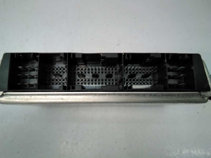 Recambio de centralita motor uce para audi a6 berlina (4b2) 2.5 tdi referencia OEM IAM 4B0997401AV 0281001931 E2-A1-20-7