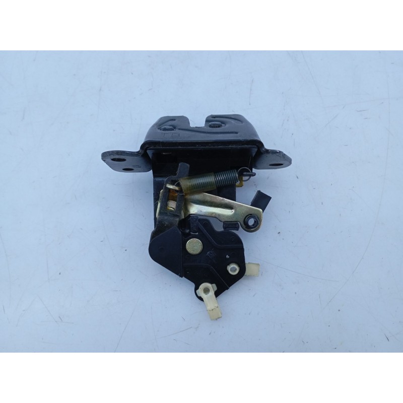 Recambio de cerradura maletero / porton para hyundai tucson (jm) 2.0 crdi comfort (4wd) referencia OEM IAM   