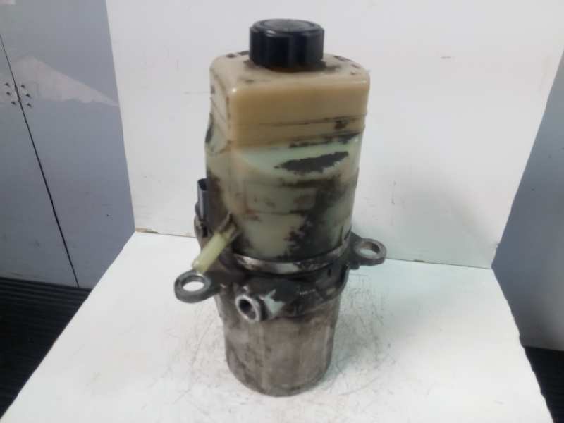 Recambio de bomba direccion para ford focus lim. (cb4) referencia OEM IAM 1040085011094F C6S4B P3-B4-19-3