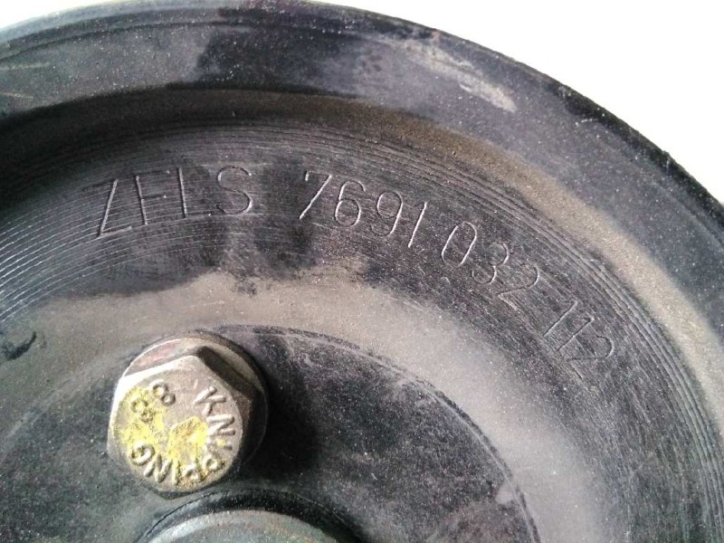 Recambio de bomba direccion para land rover freelander hse familiar referencia OEM IAM ZFLS7691032112  P3-B4-3-1