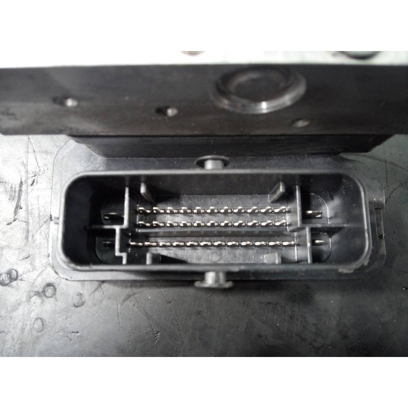 Recambio de abs para dacia sandero stepway referencia OEM IAM 476605492R  P3-B8-28-2