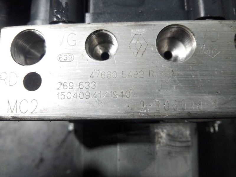 Recambio de abs para dacia sandero stepway referencia OEM IAM 476605492R  P3-B8-28-2