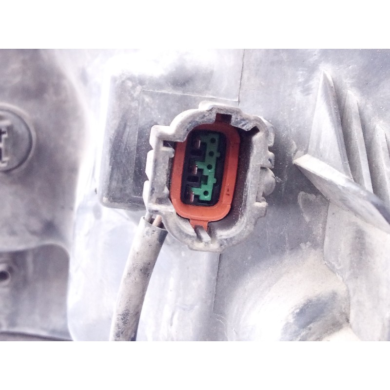 Recambio de faro derecho para nissan x-trail (t31) se referencia OEM IAM   E2-A4-48-2