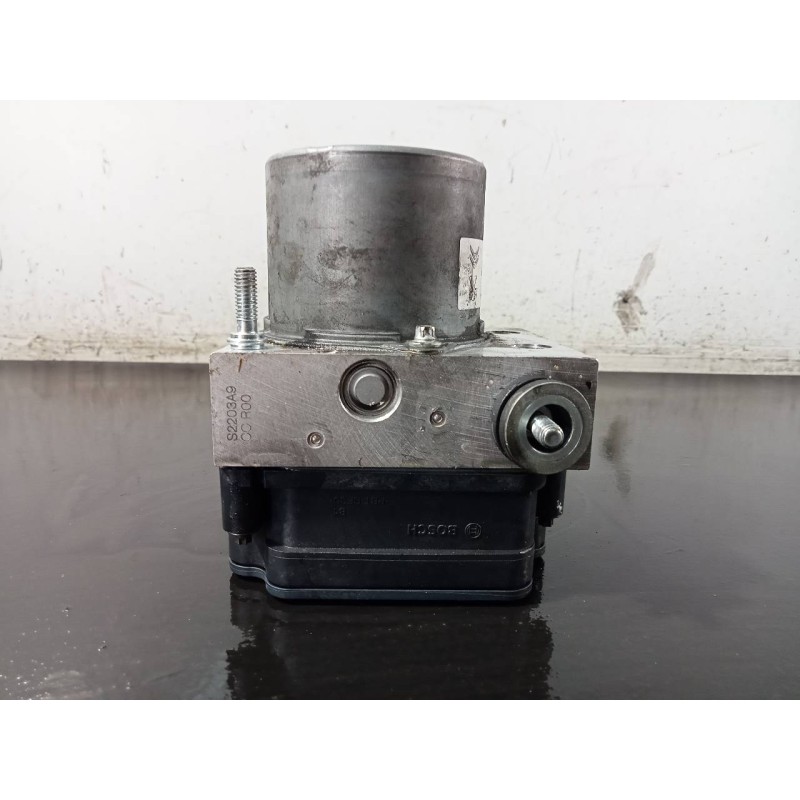 Recambio de abs para peugeot 3008 gt line referencia OEM IAM 9825549780  P3-A8-27-3
