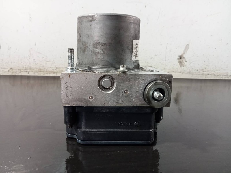 Recambio de abs para peugeot 3008 gt line referencia OEM IAM 9825549780  P3-A8-27-3