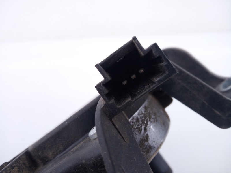 Recambio de motor limpia trasero para renault kangoo profesional referencia OEM IAM 8200431392 0390201836 E1-A1-27-2