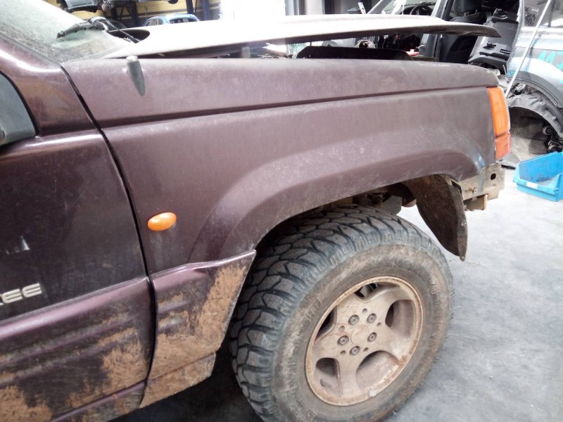 Recambio de aleta delantera derecha para chrysler jeep cherokee (j) 2.5 td referencia OEM IAM   