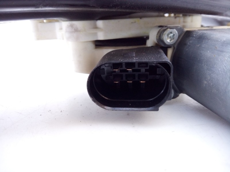 Recambio de elevalunas trasero derecho para bmw x5 (e70) xdrive40d referencia OEM IAM 7267692 927614102 E1-A3-40-1