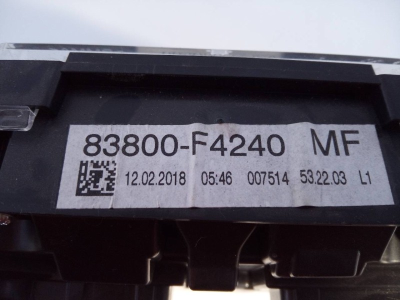 Recambio de cuadro instrumentos para toyota c-hr hybrid dynamic plus referencia OEM IAM 83800F4240 A2C38980602 E3-B2-13-1