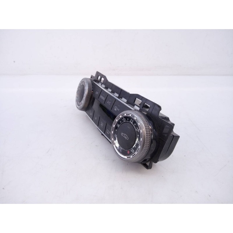 Recambio de mando climatizador para mercedes-benz clase c (w204) berlina c 200 cdi (204.007) referencia OEM IAM 2048305790  E3-A