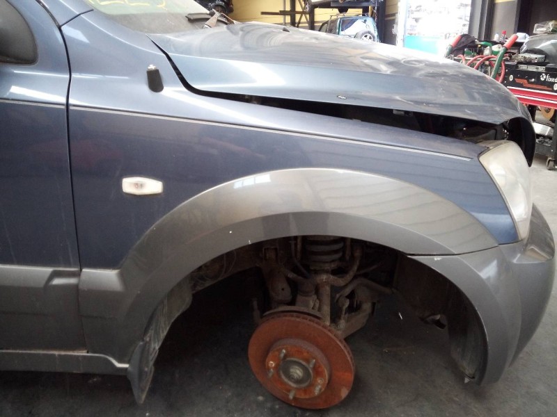 Recambio de aleta delantera derecha para kia sorento 2.5 crdi ex referencia OEM IAM   