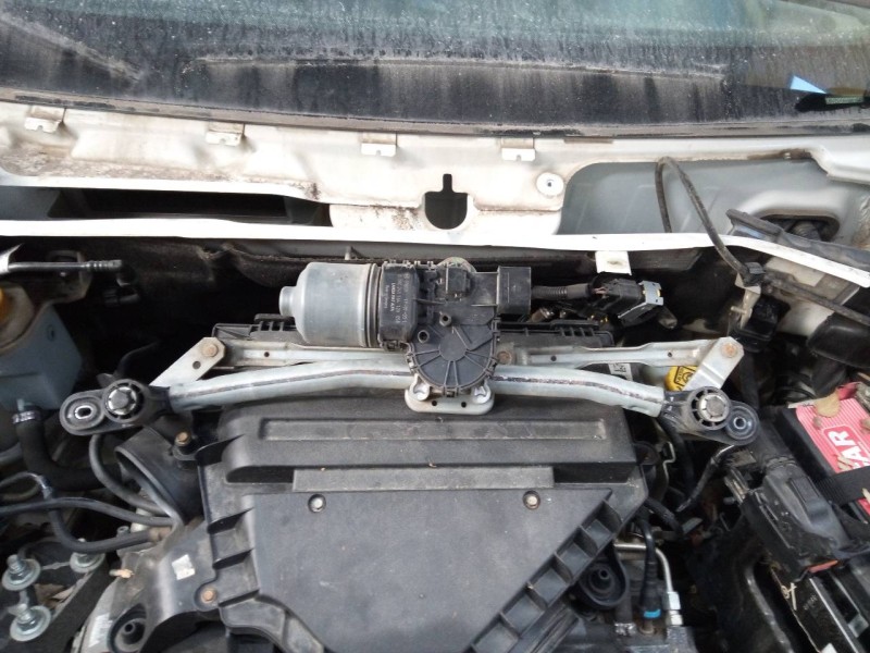 Recambio de motor limpia delantero para opel combo d cargo l2h1 2,4t referencia OEM IAM 0390241564  