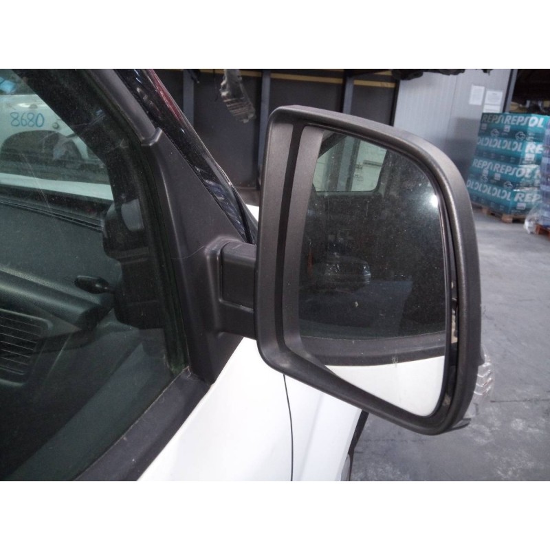 Recambio de retrovisor derecho electrico para opel combo d cargo l2h1 2,4t referencia OEM IAM   