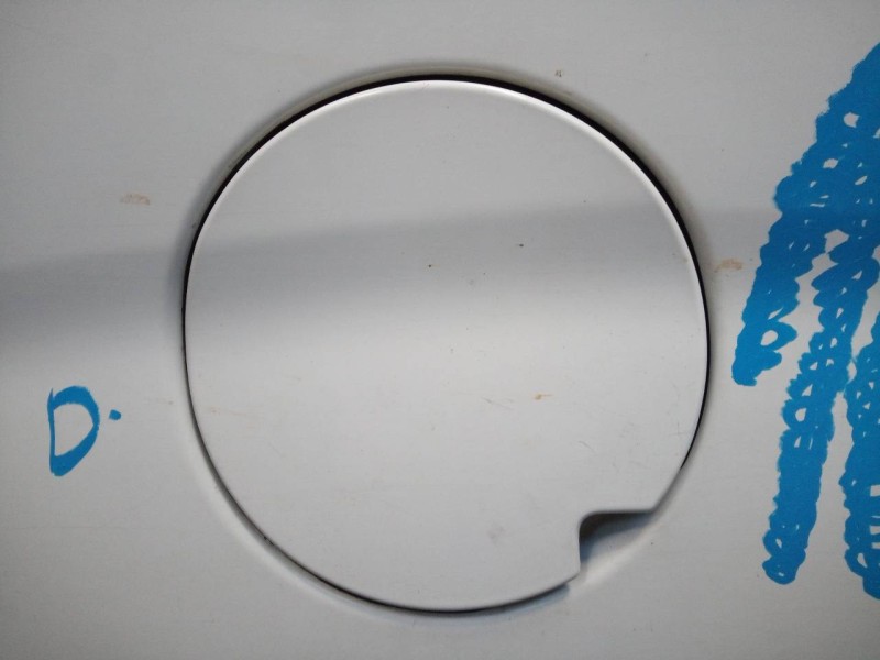 Recambio de tapa exterior combustible para opel combo d cargo l2h1 2,4t referencia OEM IAM   