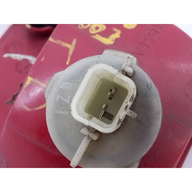 Recambio de piloto trasero izquierdo de paragolpes para peugeot 2008 (p1) allure referencia OEM IAM   E1-A4-39-1