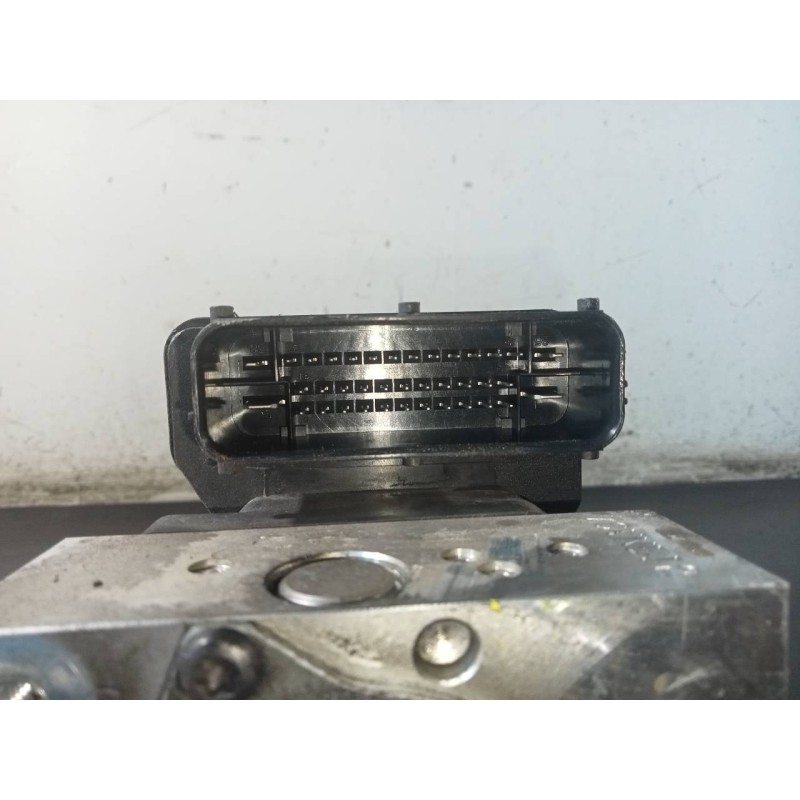 Recambio de abs para hyundai ix35 style 2wd referencia OEM IAM 589202Y350  P3-A8-2-2