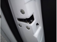 CERRADURA PUERTA TRASERA IZQUIERDA 