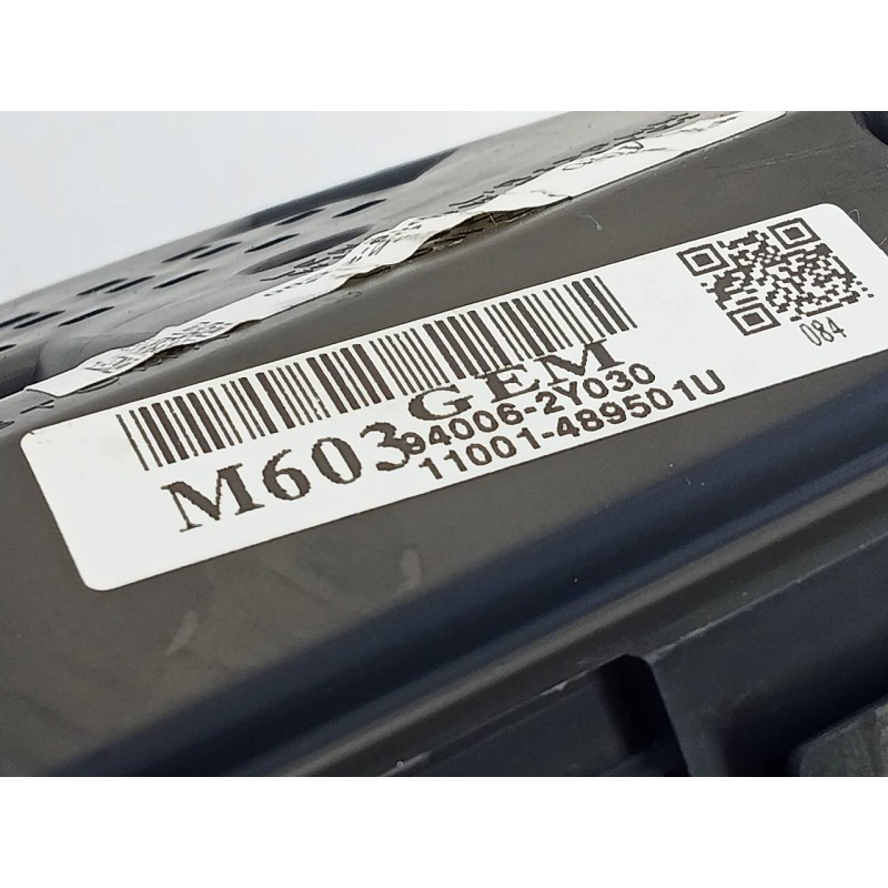 Recambio de cuadro instrumentos para hyundai ix35 style 2wd referencia OEM IAM 940062Y030 11001489501U E3-A3-44-1