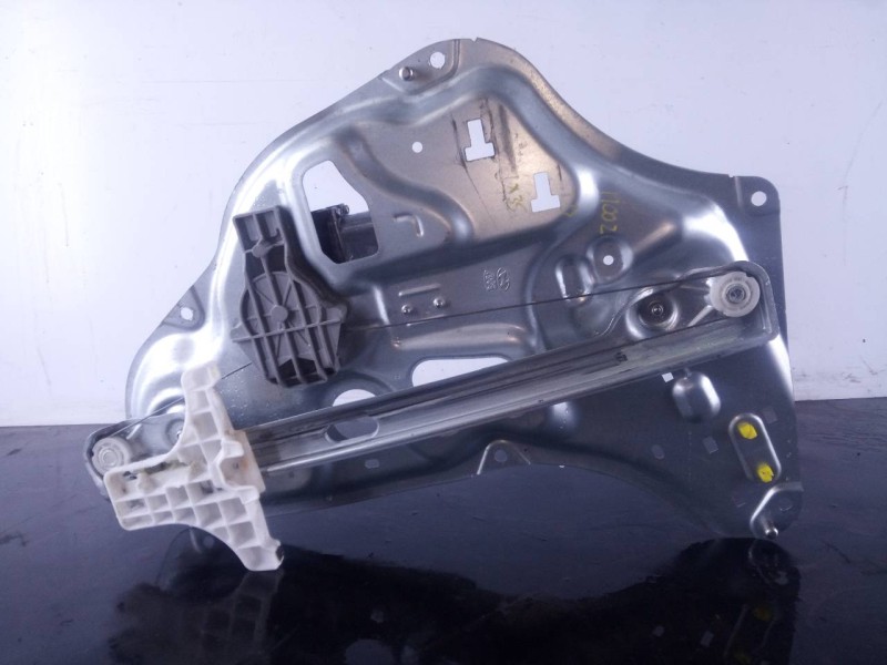 Recambio de elevalunas trasero derecho para hyundai ix35 style 2wd referencia OEM IAM 834802Y010 402353B P2-B4-8