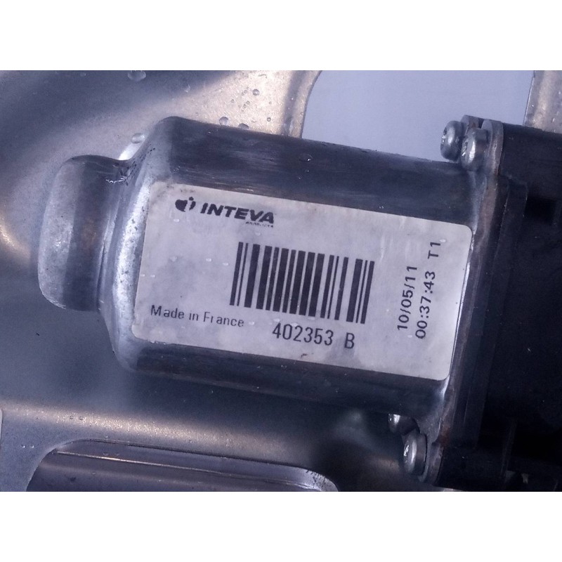 Recambio de elevalunas trasero derecho para hyundai ix35 style 2wd referencia OEM IAM 834802Y010 402353B P2-B4-8