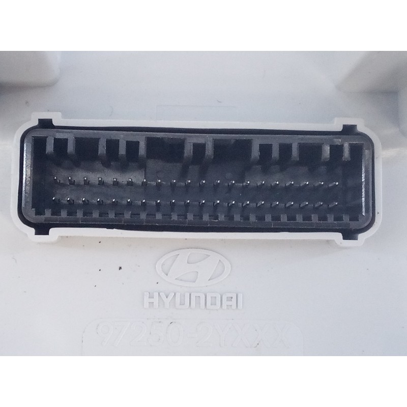 Recambio de mando climatizador para hyundai ix35 style 2wd referencia OEM IAM 972502Y301  E3-A3-48-3