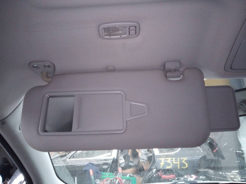 Recambio de parasol izquierdo para hyundai ix35 style 2wd referencia OEM IAM   