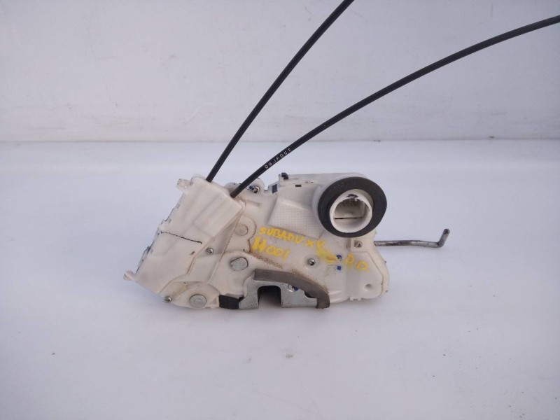 Recambio de cerradura puerta delantera derecha para subaru xv exclusive referencia OEM IAM   E2-A5-55-1