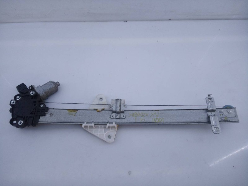 Recambio de elevalunas delantero derecho para subaru xv exclusive referencia OEM IAM 511050  E2-A5-55-2