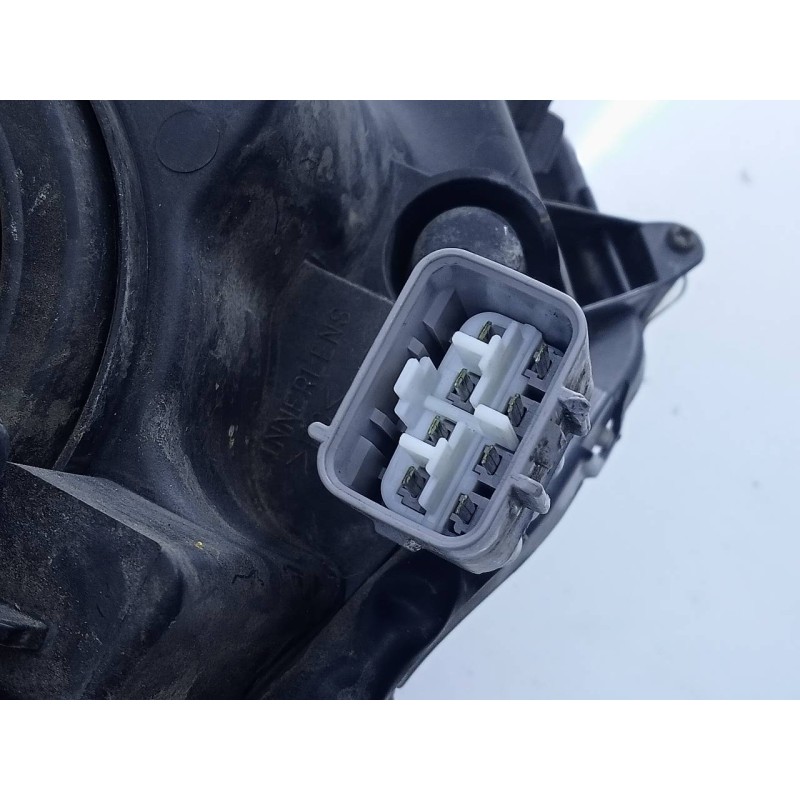 Recambio de faro izquierdo xenon para subaru xv exclusive referencia OEM IAM   E2-A5-54-2