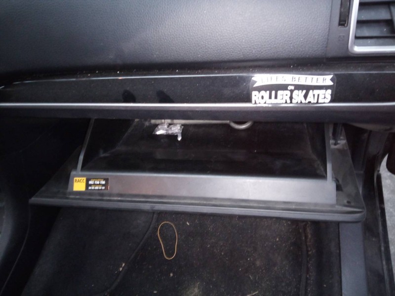 Recambio de guantera para subaru xv exclusive referencia OEM IAM   