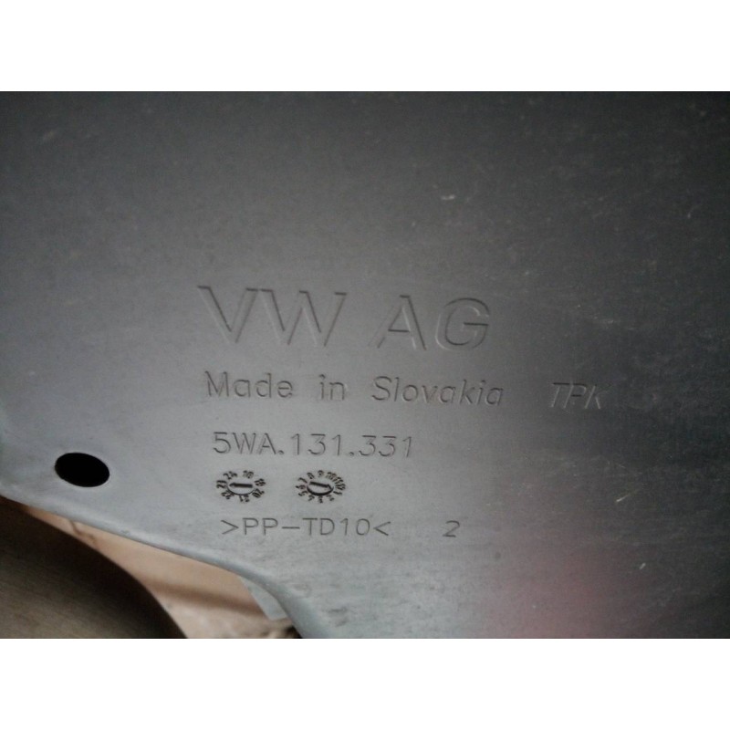 Recambio de adblue para volkswagen golf viii lim. (cd1) life referencia OEM IAM 5WA131331  