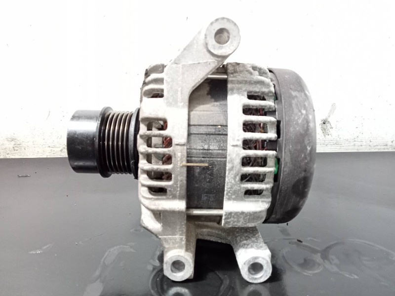 Recambio de alternador para opel corsa e selective ecoflex referencia OEM IAM 39047360  P3-B6-8-2